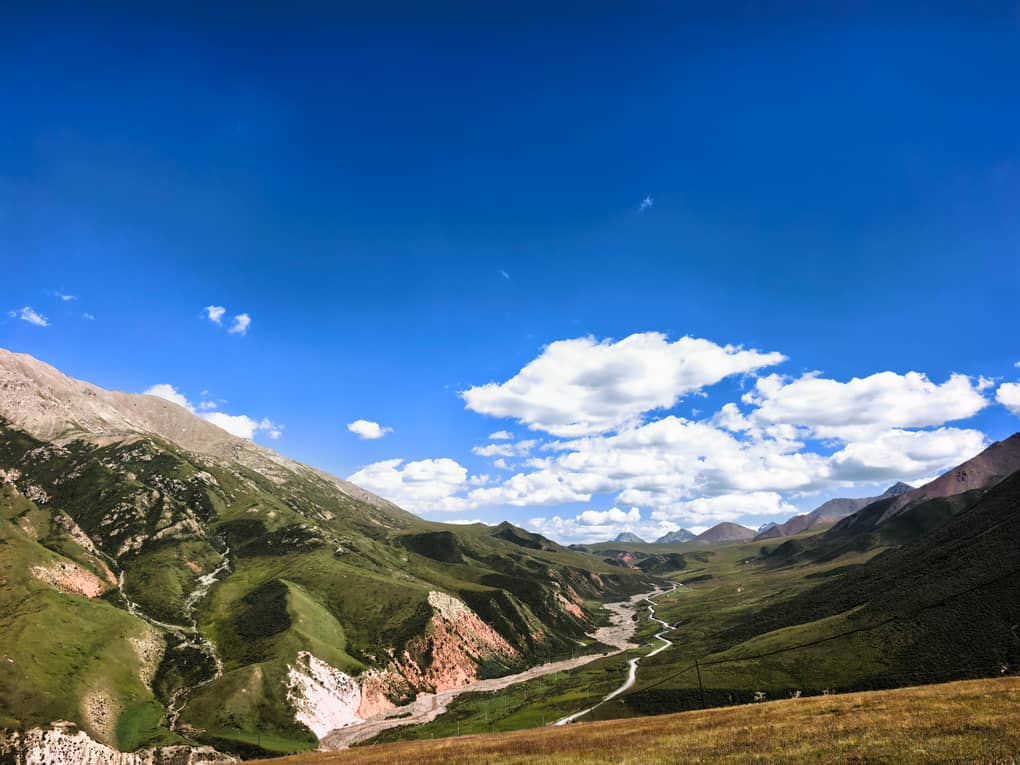 Zhangye Route 9 Scenic Drive: Navigating the Qilian Mountain 'Figure 9' Highway (2026 Guide)